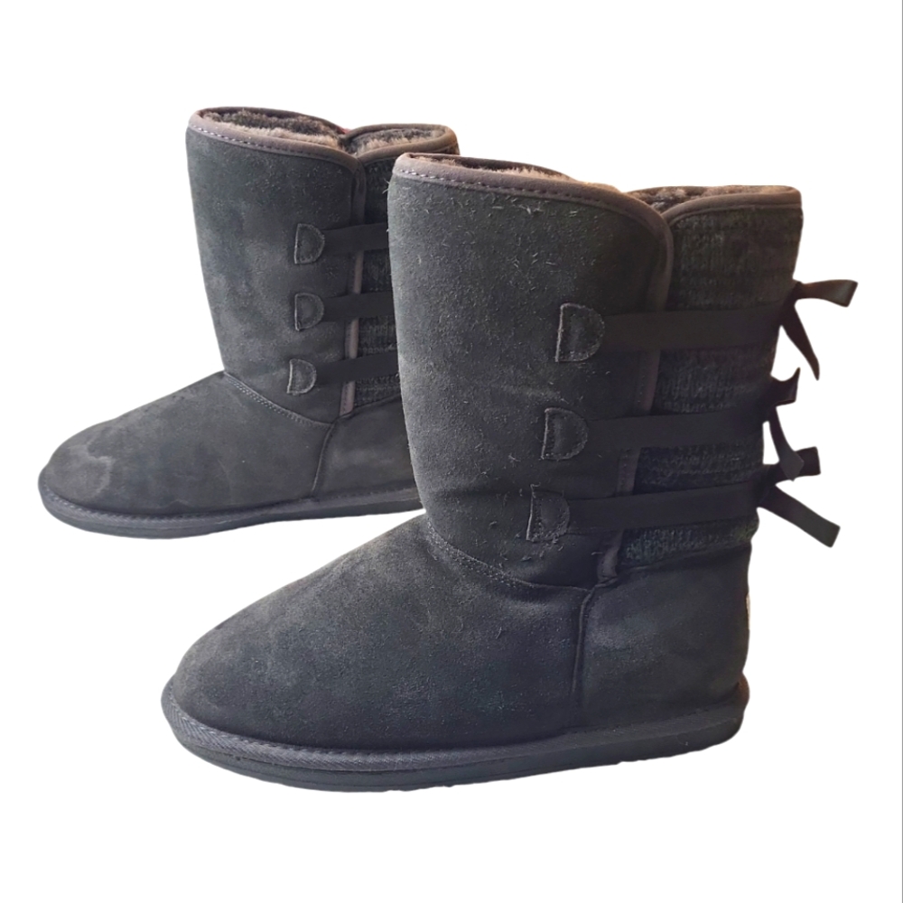 Like new Tamarac sheepskin suede leather shearling shepa warm winter boot ribbon